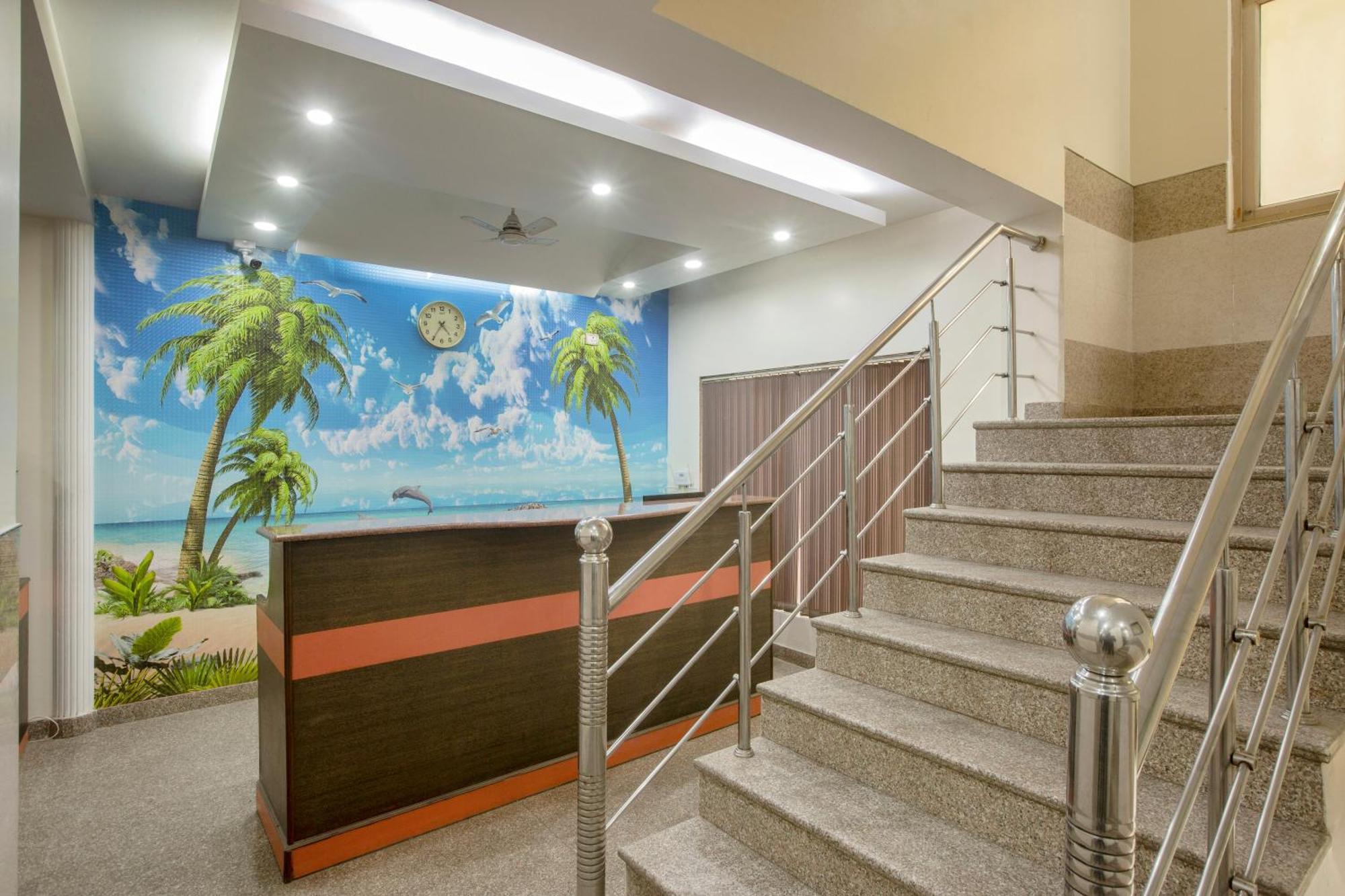 Airport Mayank Residency 3*