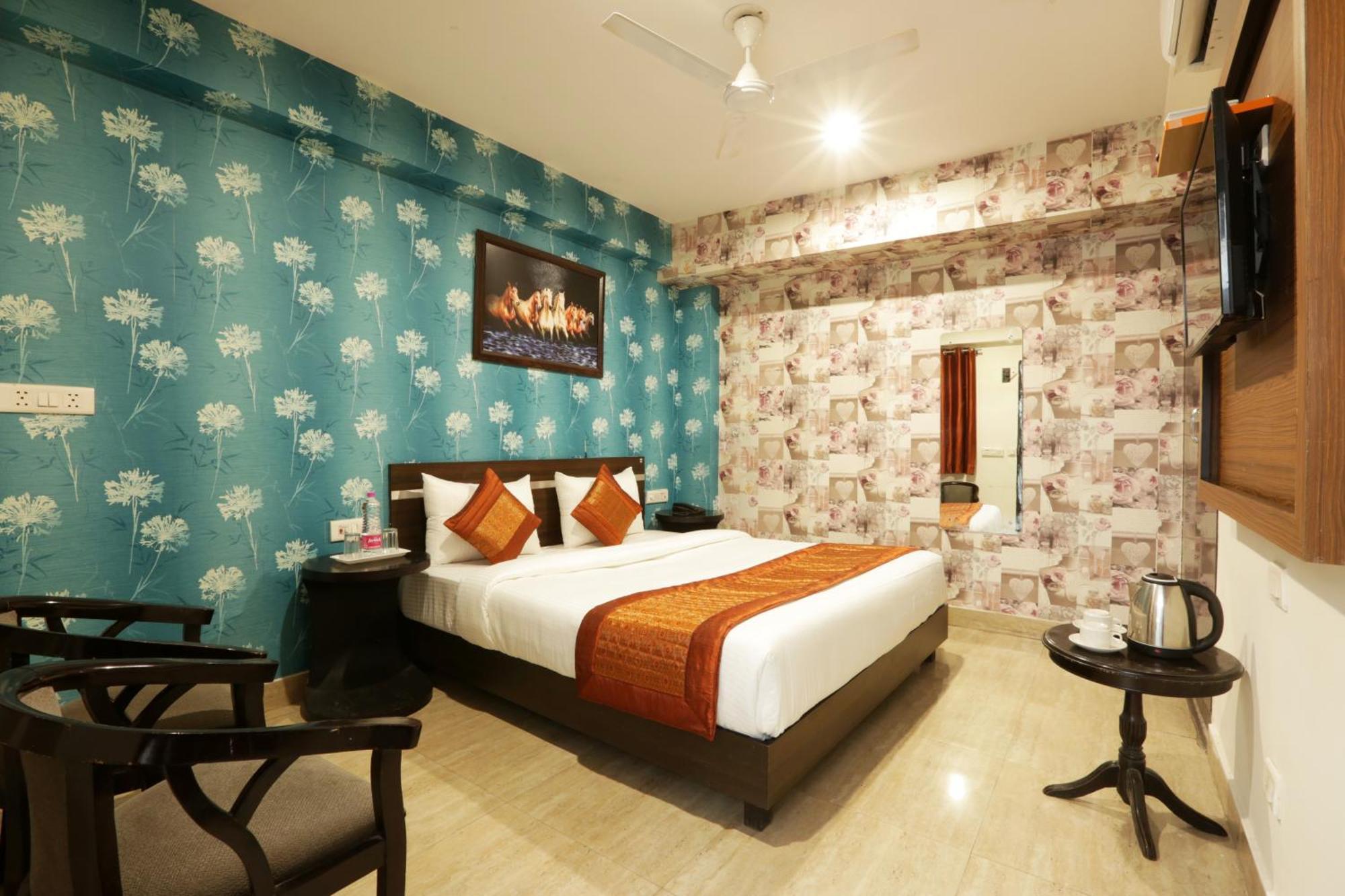 Bed & Breakfast Airport Mayank Residency 3*