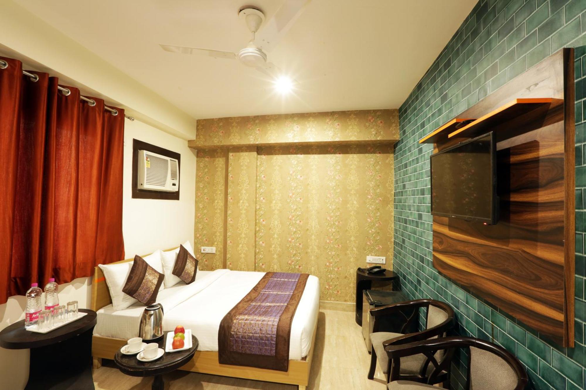 Airport Mayank Residency 3*