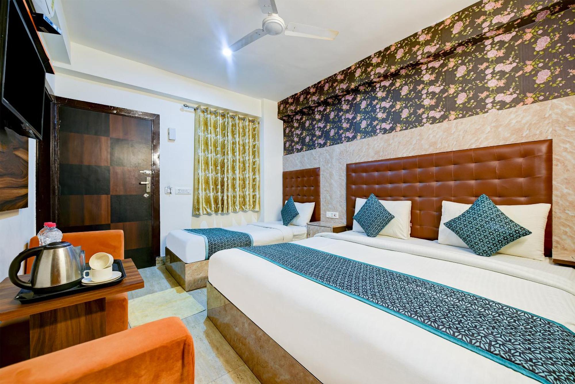 Bed & Breakfast Airport Mayank Residency