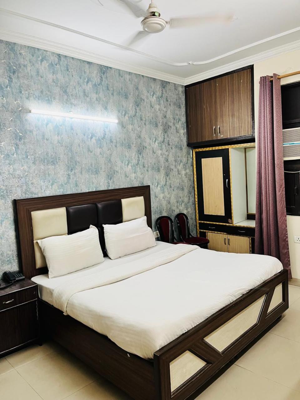 Bed & Breakfast Airport Mayank Residency New Delhi