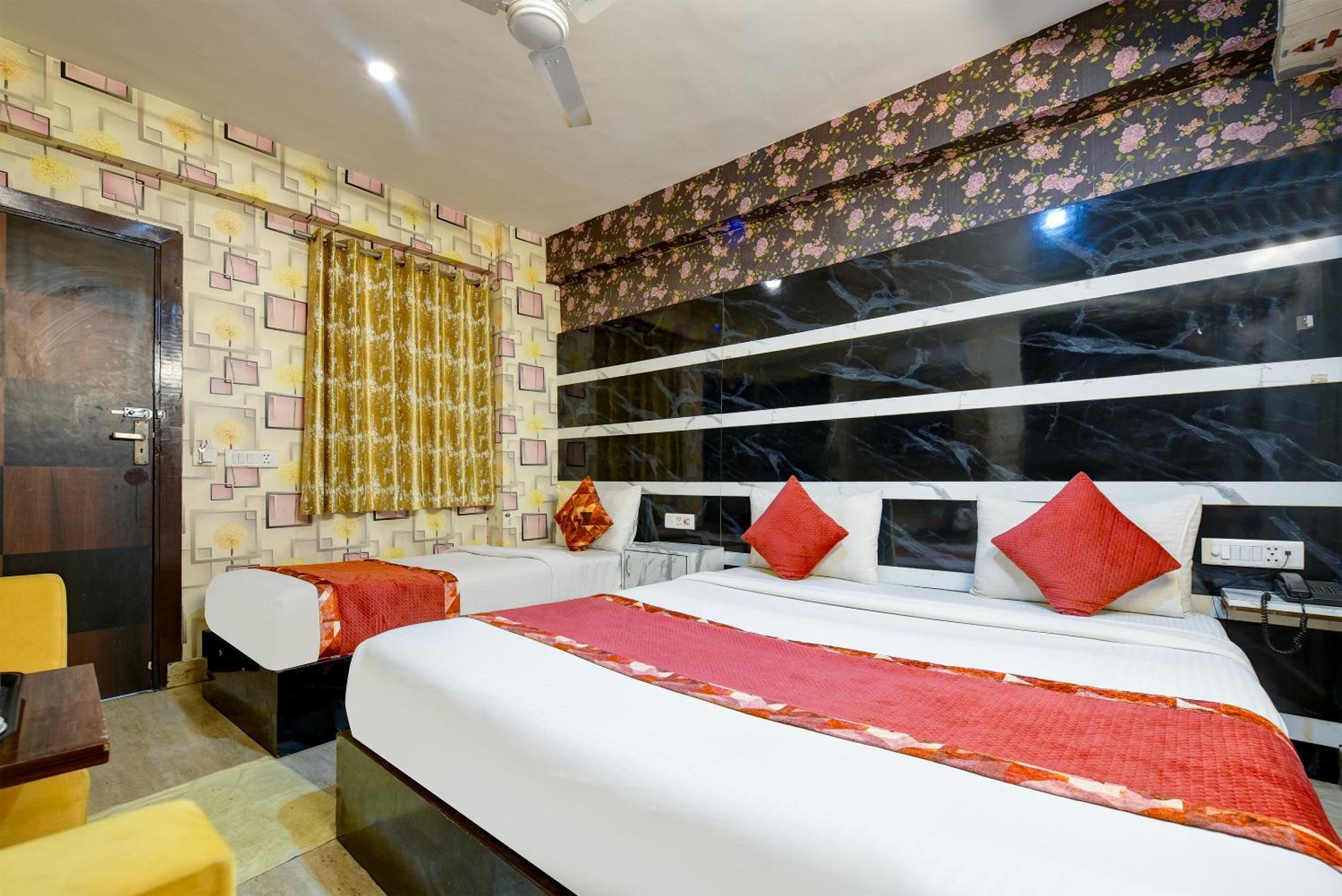 Airport Mayank Residency Couette-café 3*