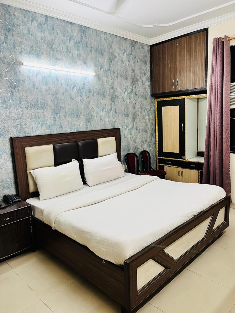 Airport Mayank Residency Couette-café New Delhi